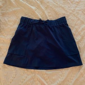 Super cute navy blue skort!